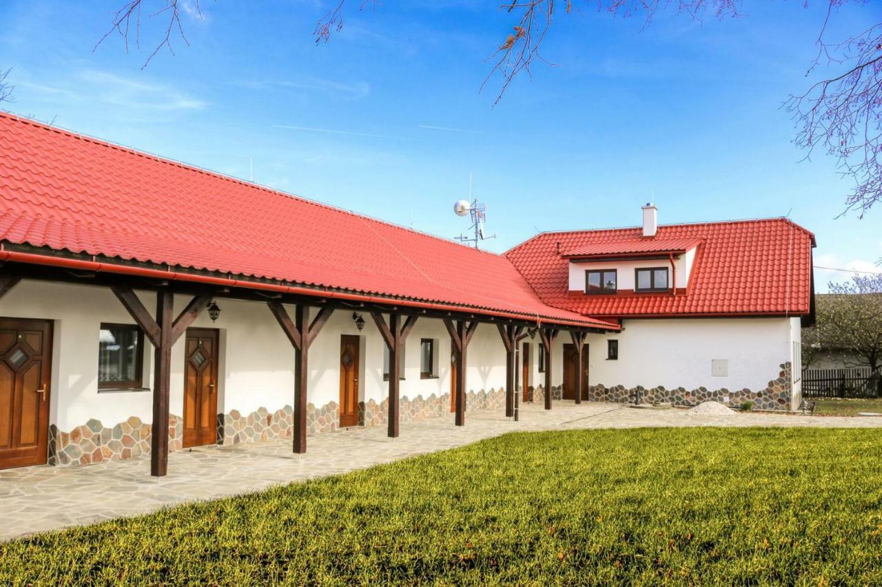 Ubytovani Na Przenskych Pasekach Mikuluvka 外观 照片